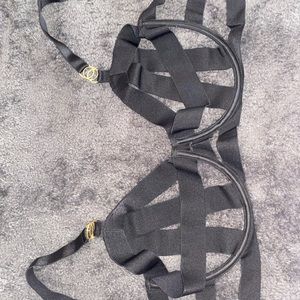 Strap Bra Black